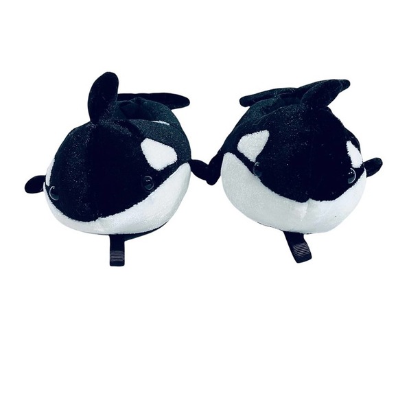 SEAWORLD Whale Toddler Slippers - Picture 3 of 6